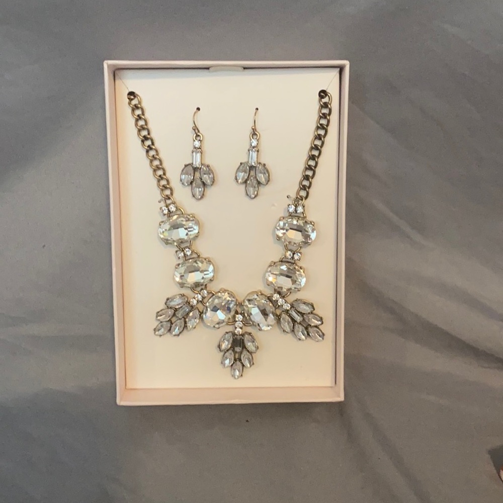 Statement Necklace with Earrings Set